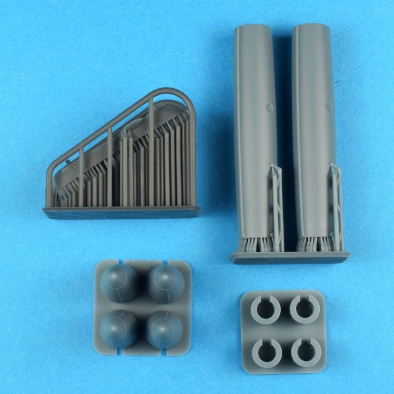 McDonnell 370 Gal Wing Tanks (F-4 Phantom) 1:72